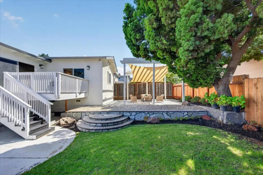 2591 Jacobs Street Hayward, CA 94541