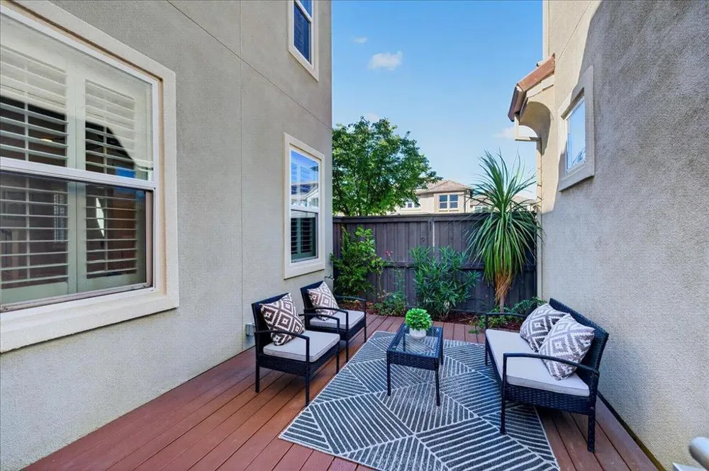 6057 Charlotte Drive San Jose, CA 95123