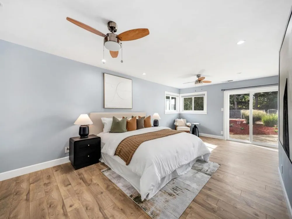 18564 Paseo Tierra Saratoga, CA 95070