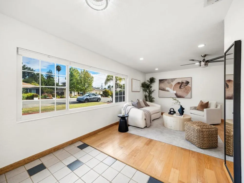 18564 Paseo Tierra Saratoga, CA 95070