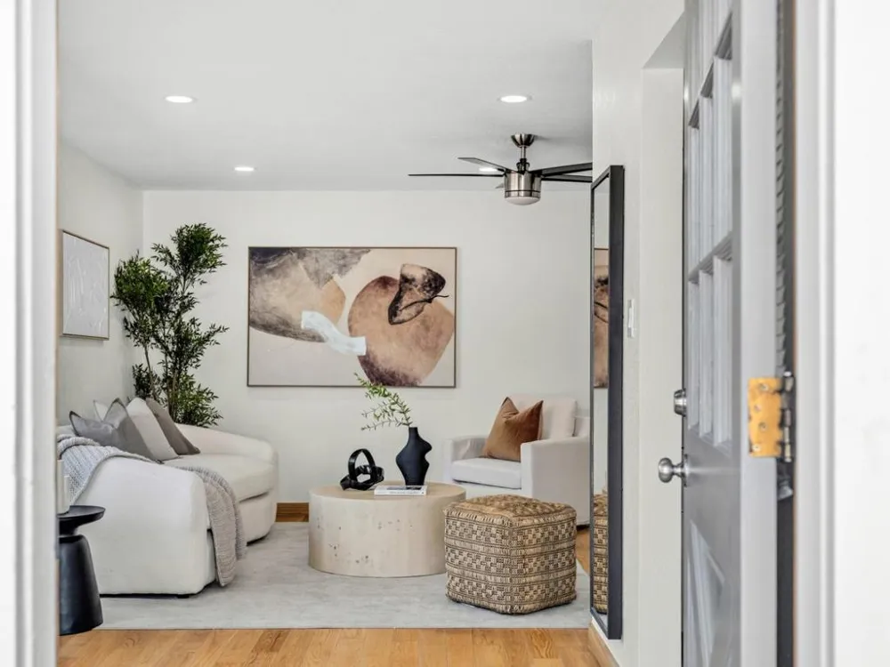 18564 Paseo Tierra Saratoga, CA 95070