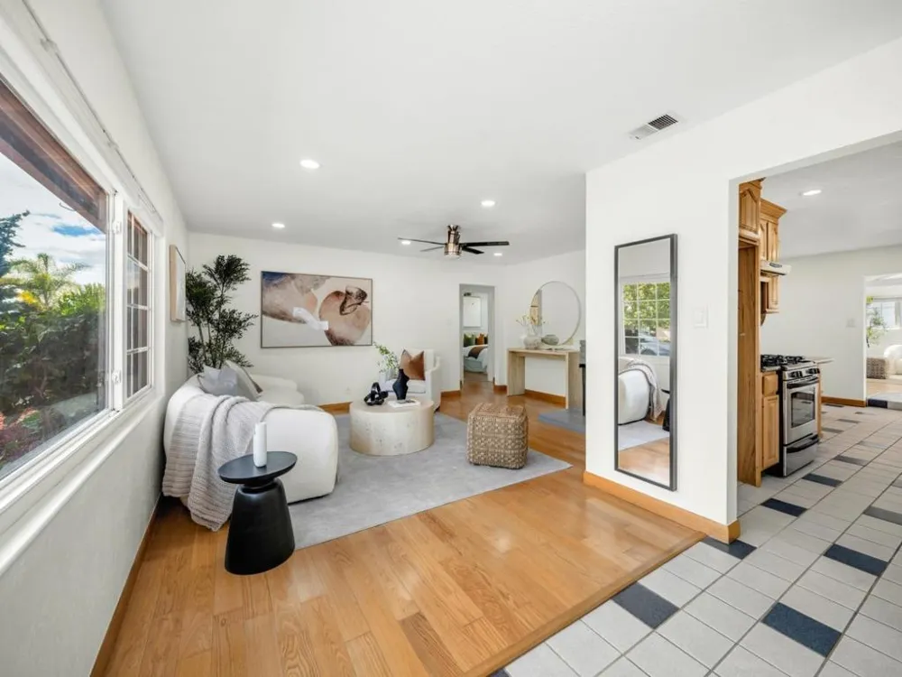 18564 Paseo Tierra Saratoga, CA 95070