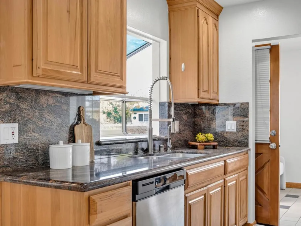 18564 Paseo Tierra Saratoga, CA 95070