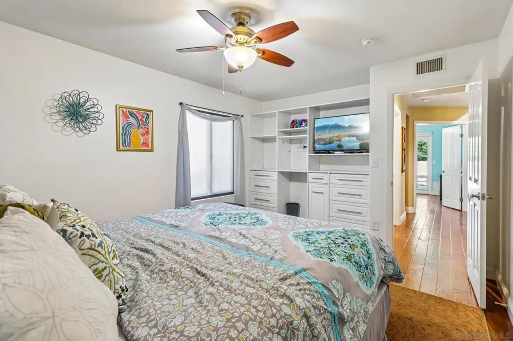9086 Hunter Pass Alpine, CA 91901