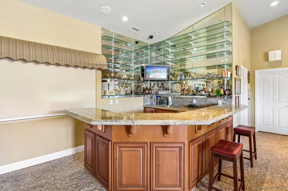 9086 Hunter Pass Alpine, CA 91901