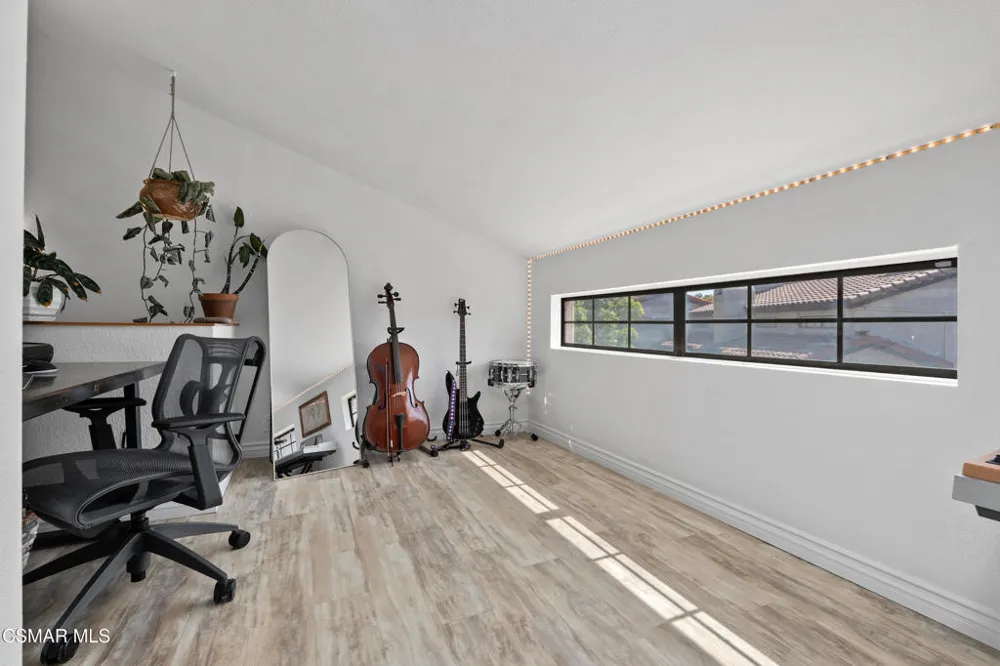 1212 Via Montoya Camarillo, CA 93010