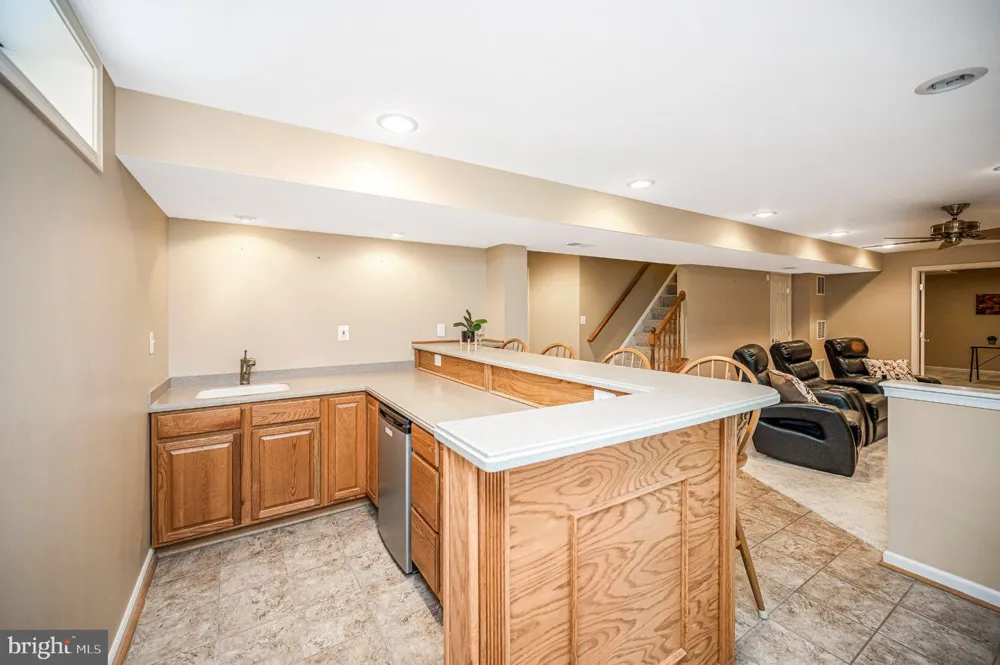 5917 FINCASTLE DRIVE Manassas, VA 20112