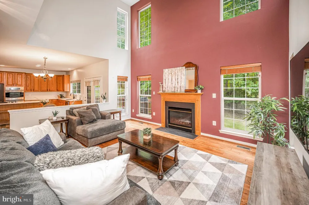 5917 FINCASTLE DRIVE Manassas, VA 20112