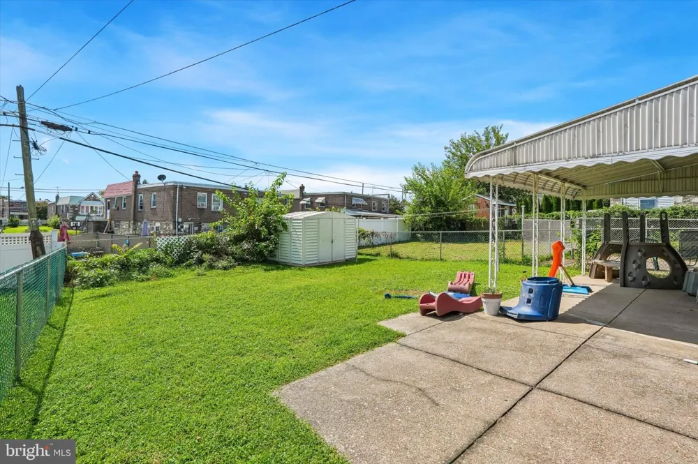 8207 NARVON Philadelphia, PA 19136