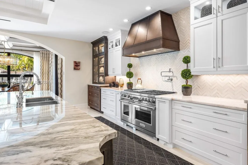 633 Isle Of Palms Dr Fort Lauderdale, FL 33301