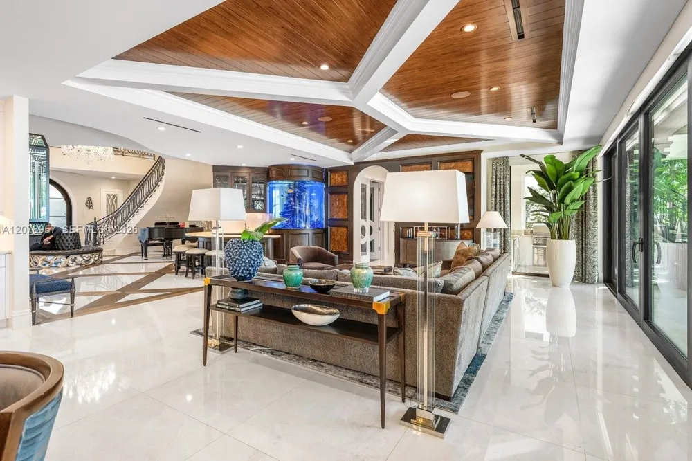 633 Isle Of Palms Dr Fort Lauderdale, FL 33301