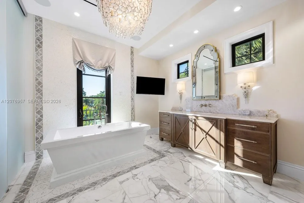 633 Isle Of Palms Dr Fort Lauderdale, FL 33301
