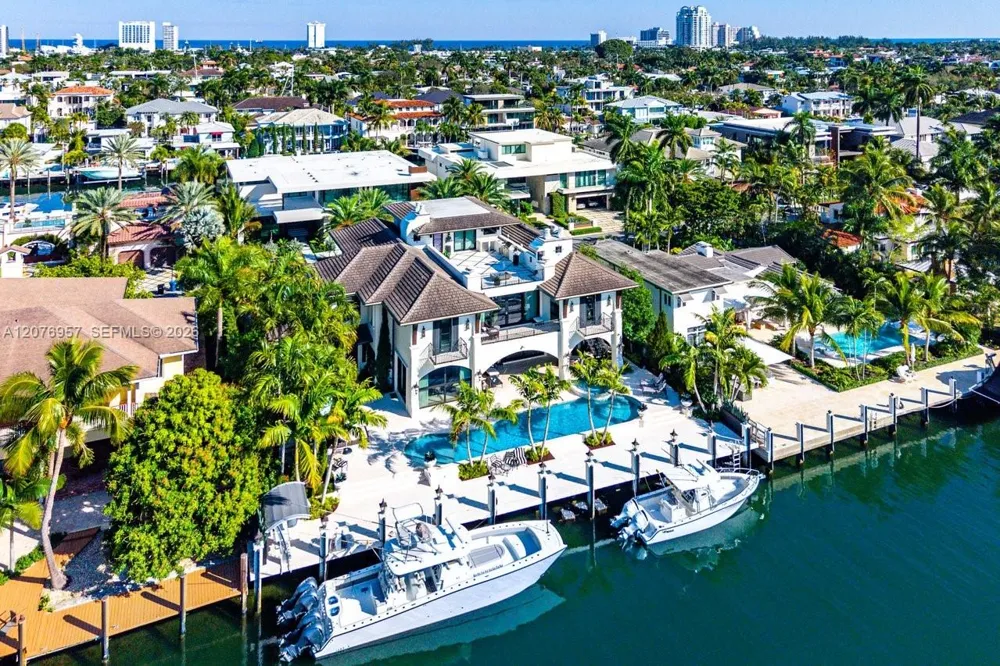633 Isle Of Palms Dr Fort Lauderdale, FL 33301