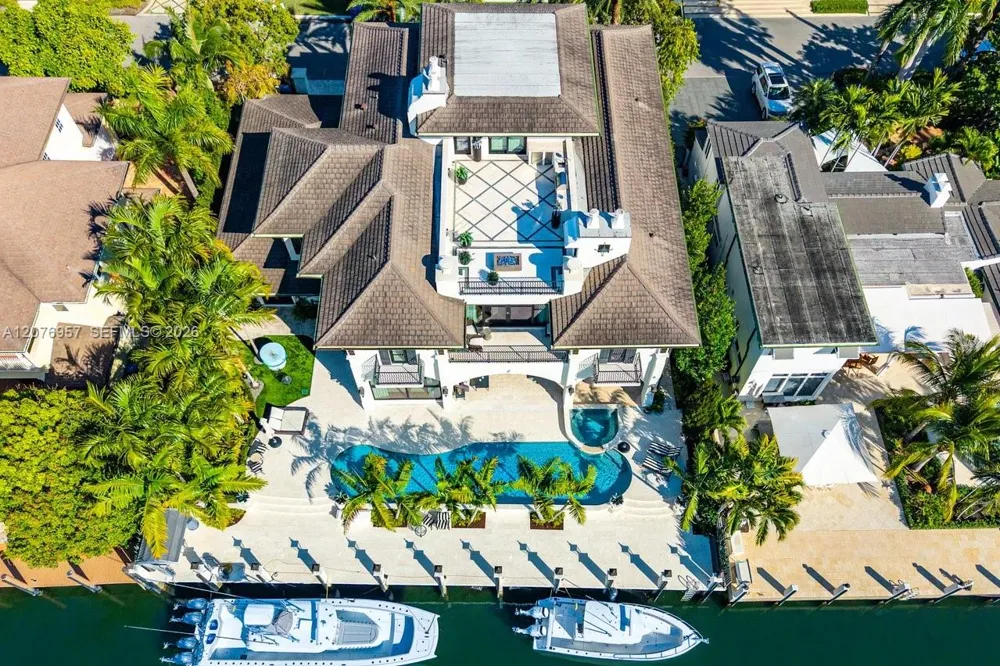 633 Isle Of Palms Dr Fort Lauderdale, FL 33301