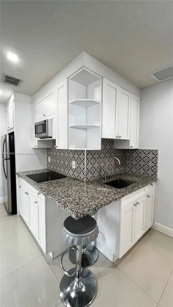 14652 SW 114th Ter #B Miami, FL 33186