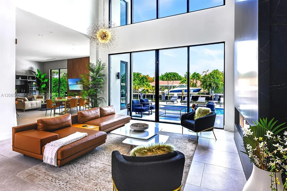 2817 NE 35th St Fort Lauderdale, FL 33306