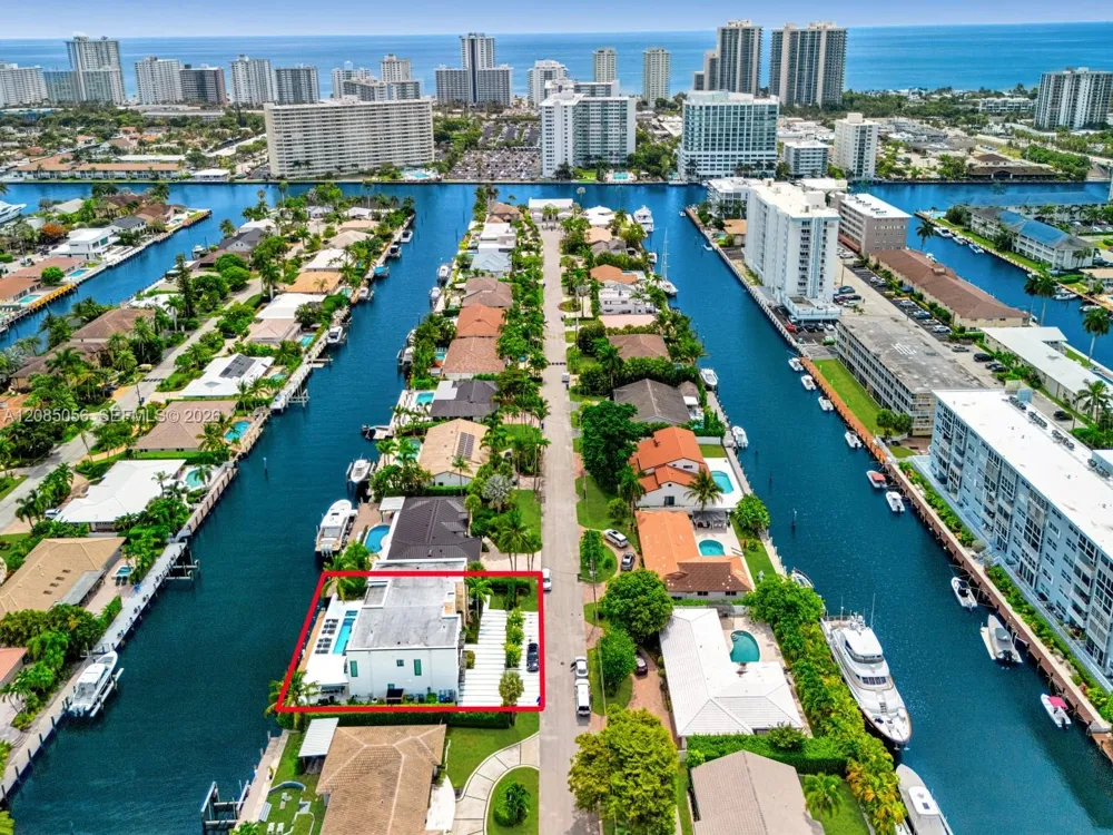 2817 NE 35th St Fort Lauderdale, FL 33306