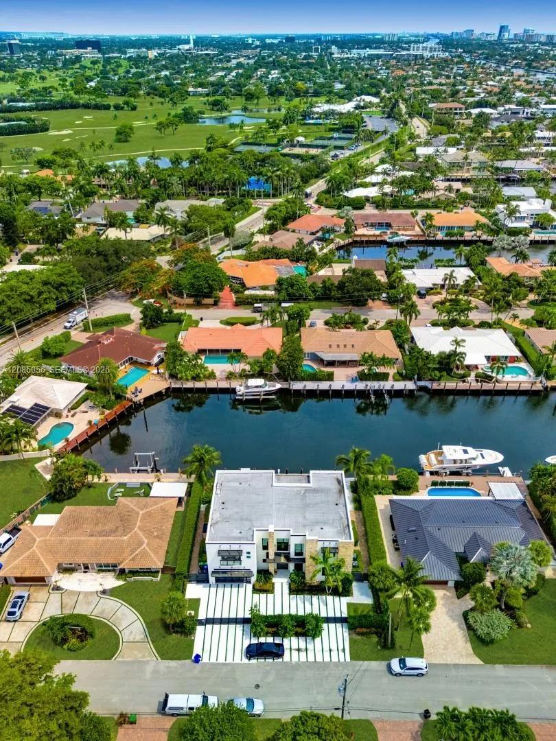 2817 NE 35th St Fort Lauderdale, FL 33306