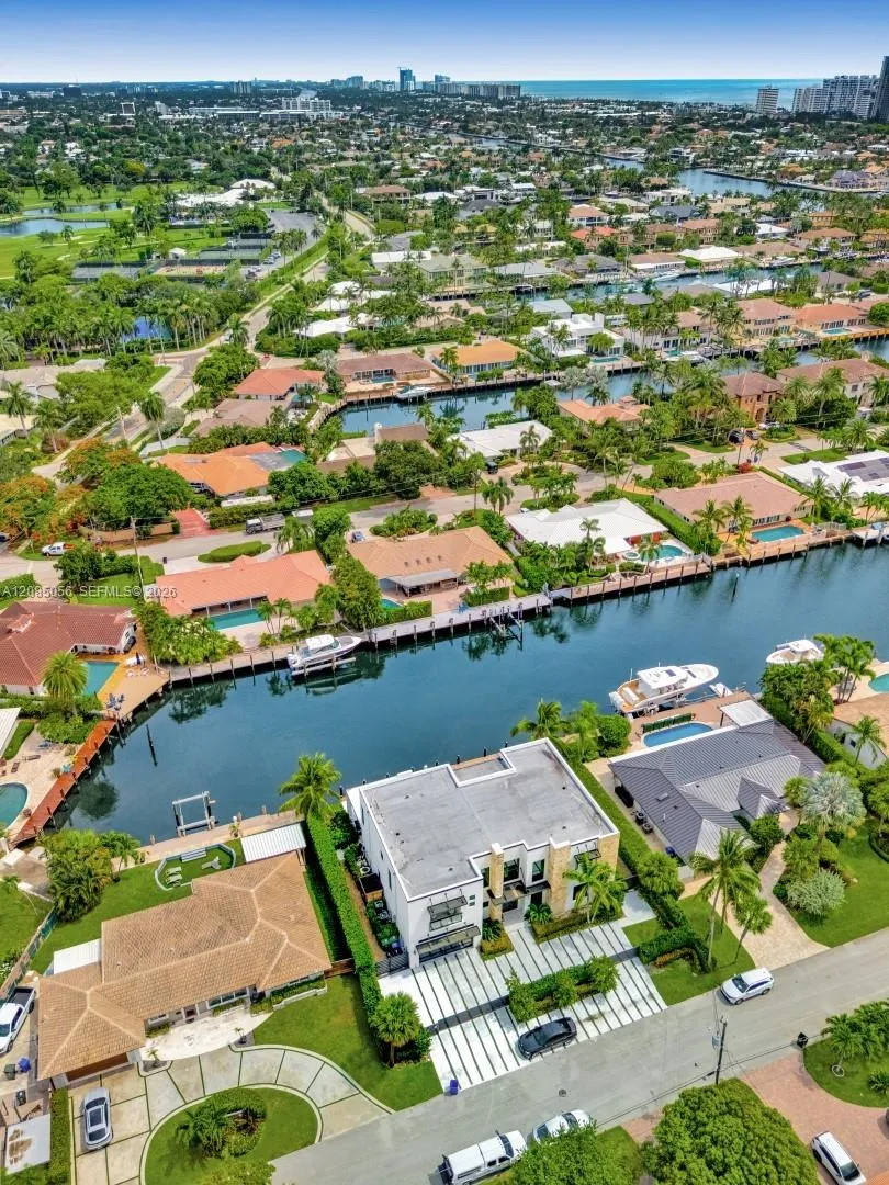 2817 NE 35th St Fort Lauderdale, FL 33306