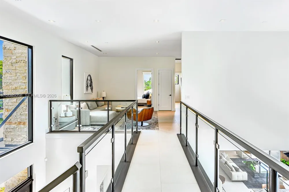 2817 NE 35th St Fort Lauderdale, FL 33306