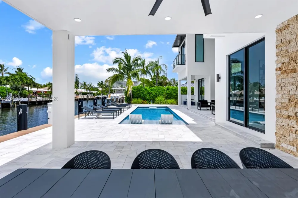 2817 NE 35th St Fort Lauderdale, FL 33306