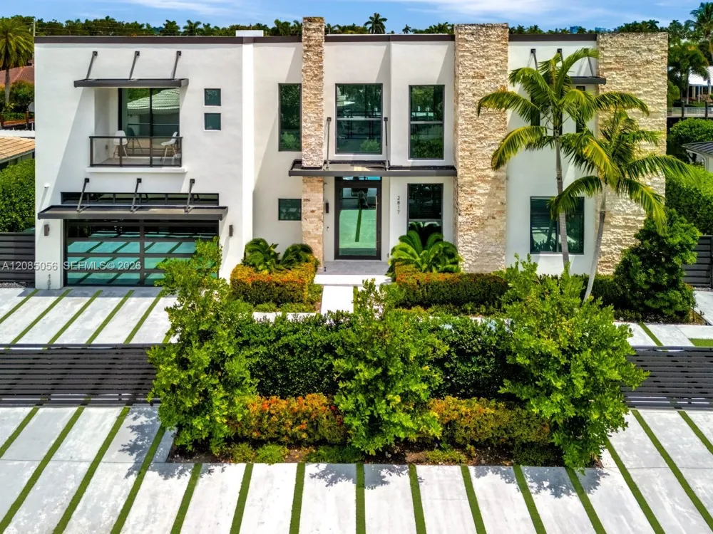 2817 NE 35th St Fort Lauderdale, FL 33306
