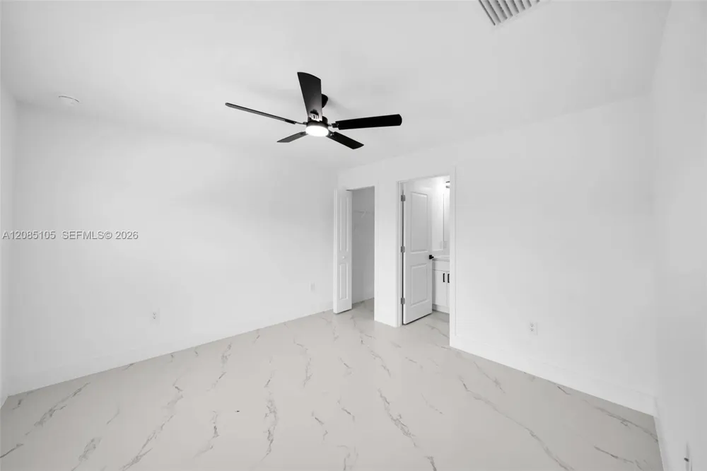 4985 Fairway Ct #4985 Lehigh Acres, FL 33971