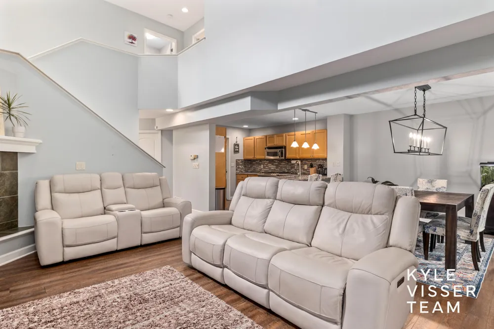 816 Pinnacle Run Drive SE #21 Grand Rapids, MI 49546