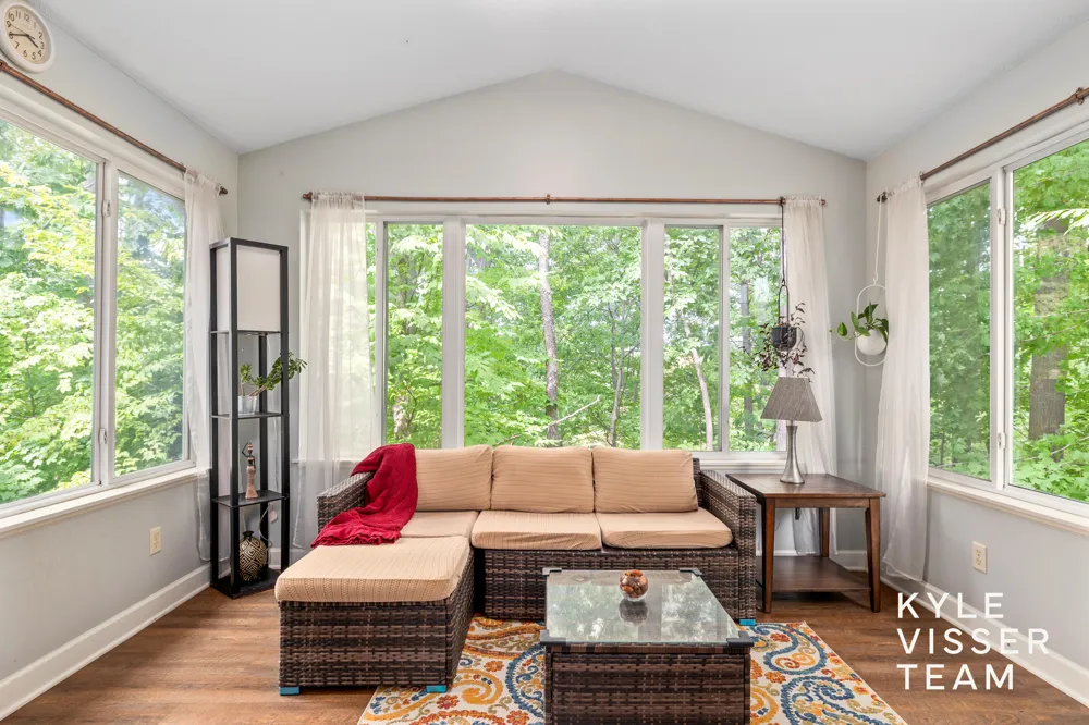 816 Pinnacle Run Drive SE #21 Grand Rapids, MI 49546