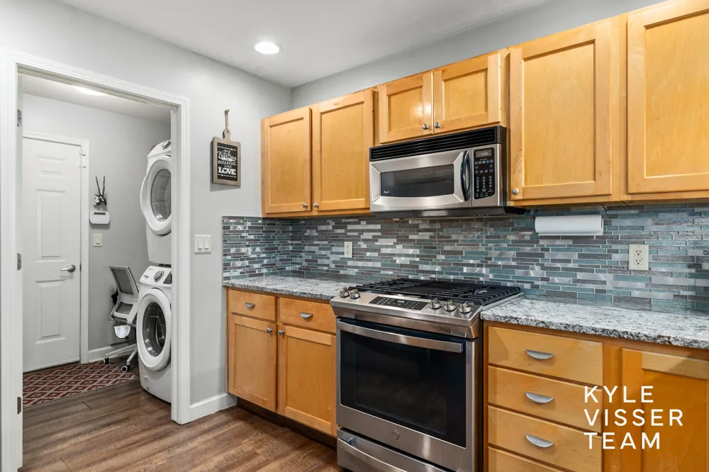 816 Pinnacle Run Drive SE #21 Grand Rapids, MI 49546