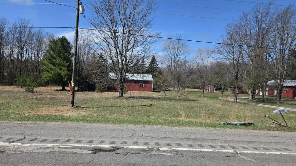 9945 US-31 Free Soil, MI 49411