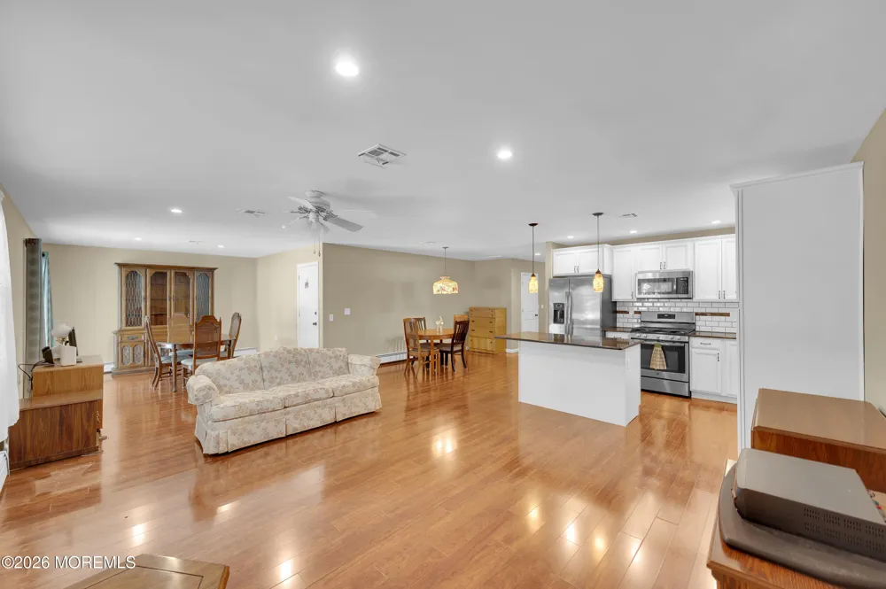 8 Gorginio Drive Toms River, NJ 08757