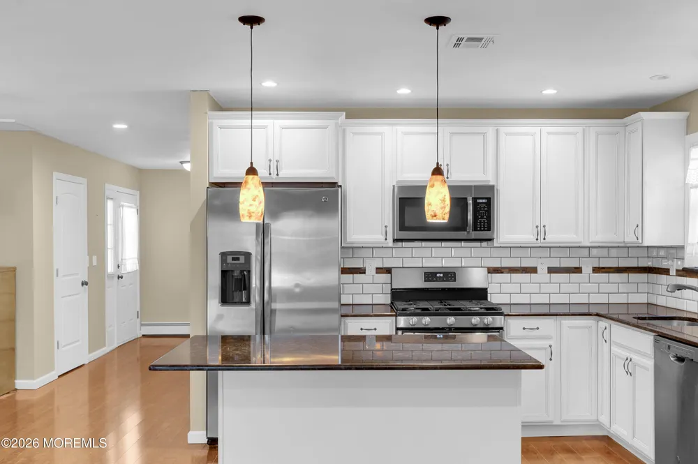 8 Gorginio Drive Toms River, NJ 08757