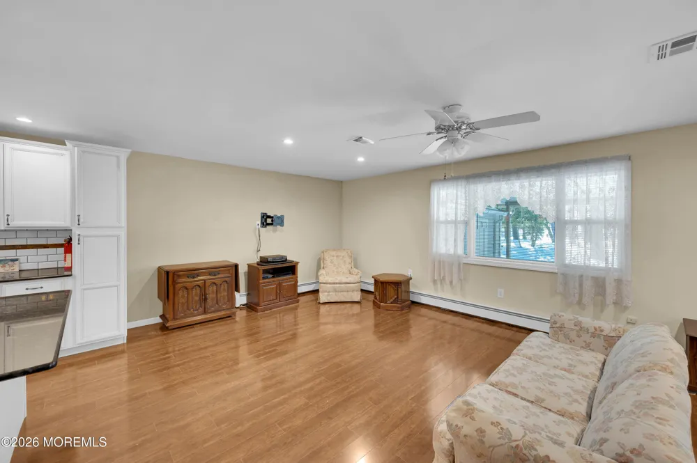8 Gorginio Drive Toms River, NJ 08757