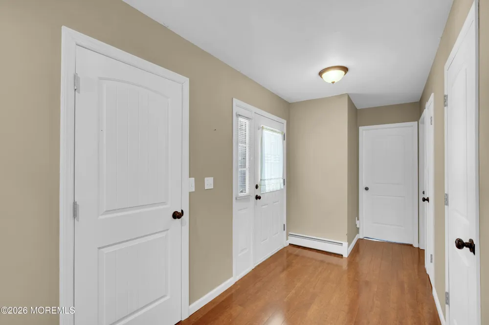 8 Gorginio Drive Toms River, NJ 08757