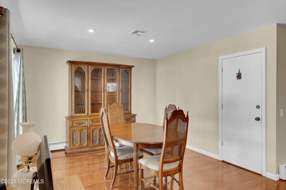 8 Gorginio Drive Toms River, NJ 08757