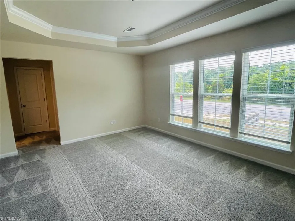 3701 Feltham Lane Greensboro, NC 27282