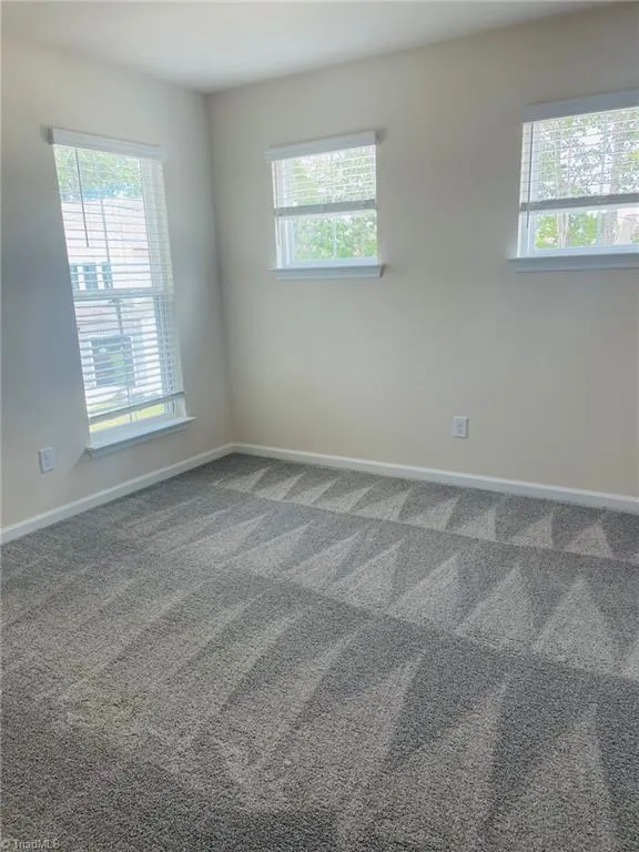 3701 Feltham Lane Greensboro, NC 27282
