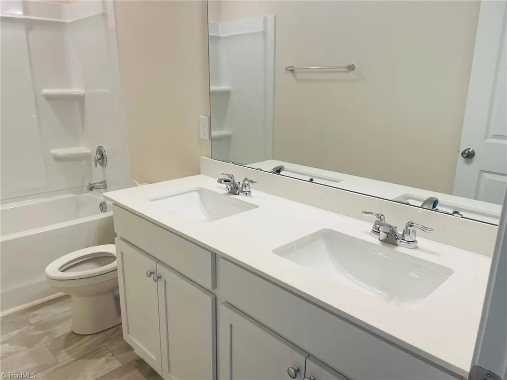 3701 Feltham Lane Greensboro, NC 27282