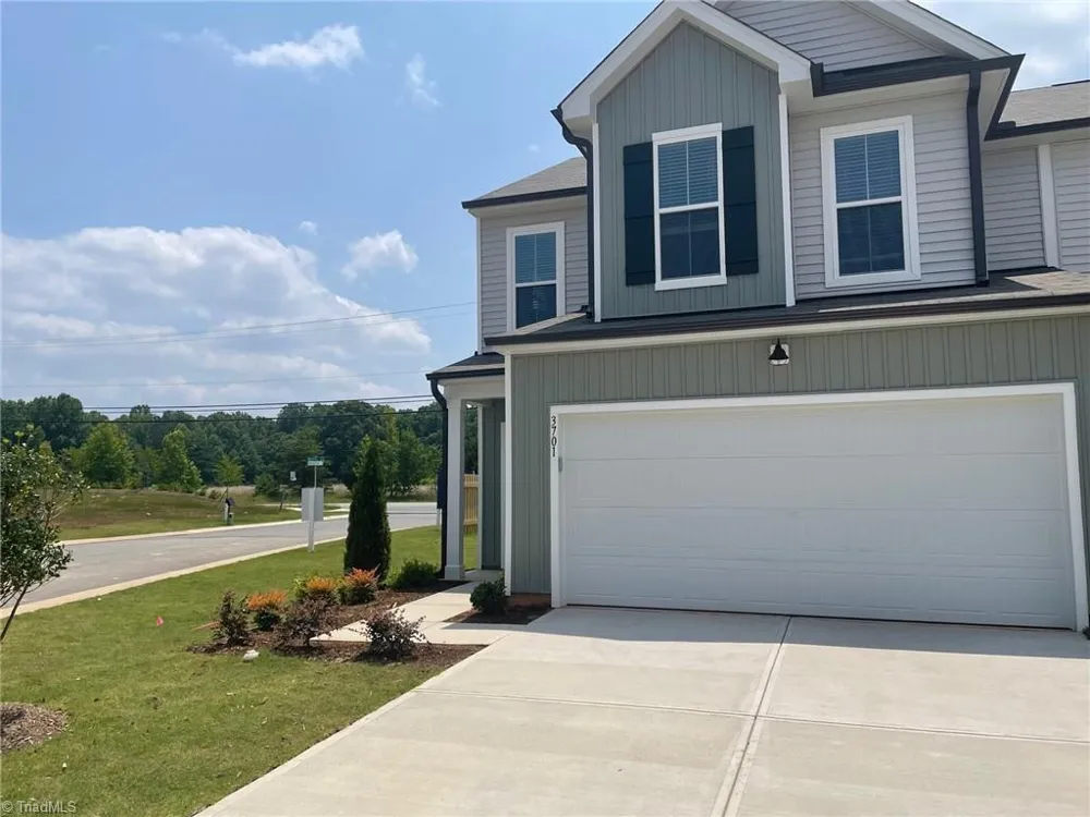 3701 Feltham Lane Greensboro, NC 27282