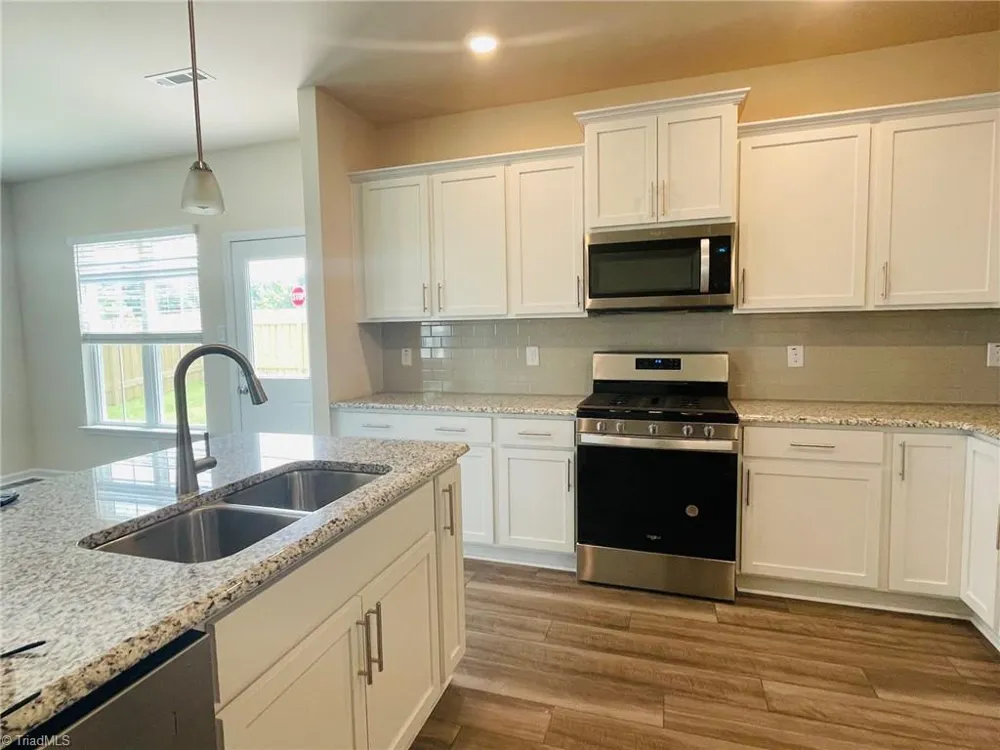 3701 Feltham Lane Greensboro, NC 27282