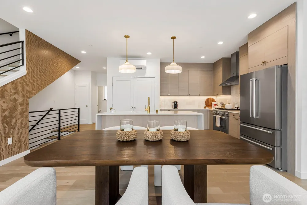 18303 96th Avenue NE #B Bothell, WA 98011