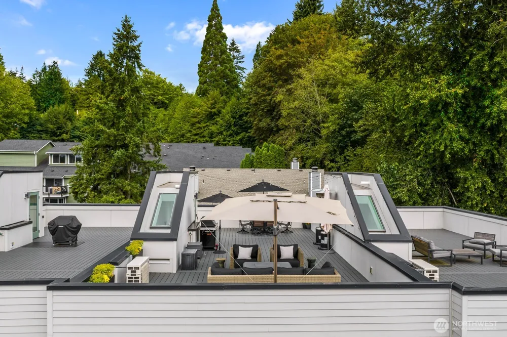 18303 96th Avenue NE #B Bothell, WA 98011
