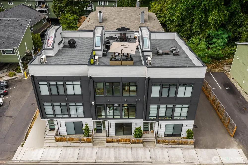 18303 96th Avenue NE #B Bothell, WA 98011