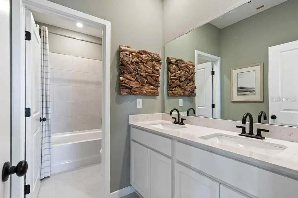 1337 RIBBON PLACE Palm Coast, FL 32164