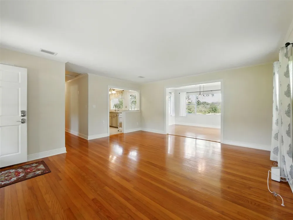 1426 CRESTVIEW DRIVE Mount Dora, FL 32757
