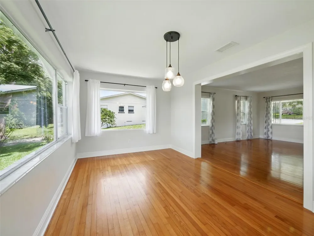 1426 CRESTVIEW DRIVE Mount Dora, FL 32757