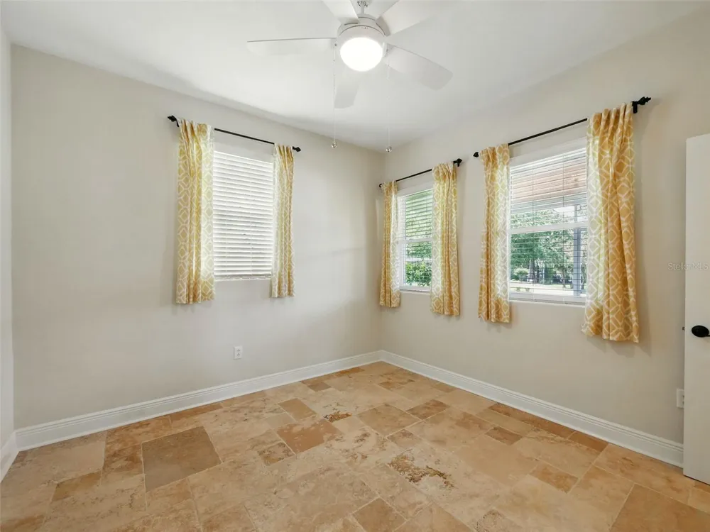 1426 CRESTVIEW DRIVE Mount Dora, FL 32757
