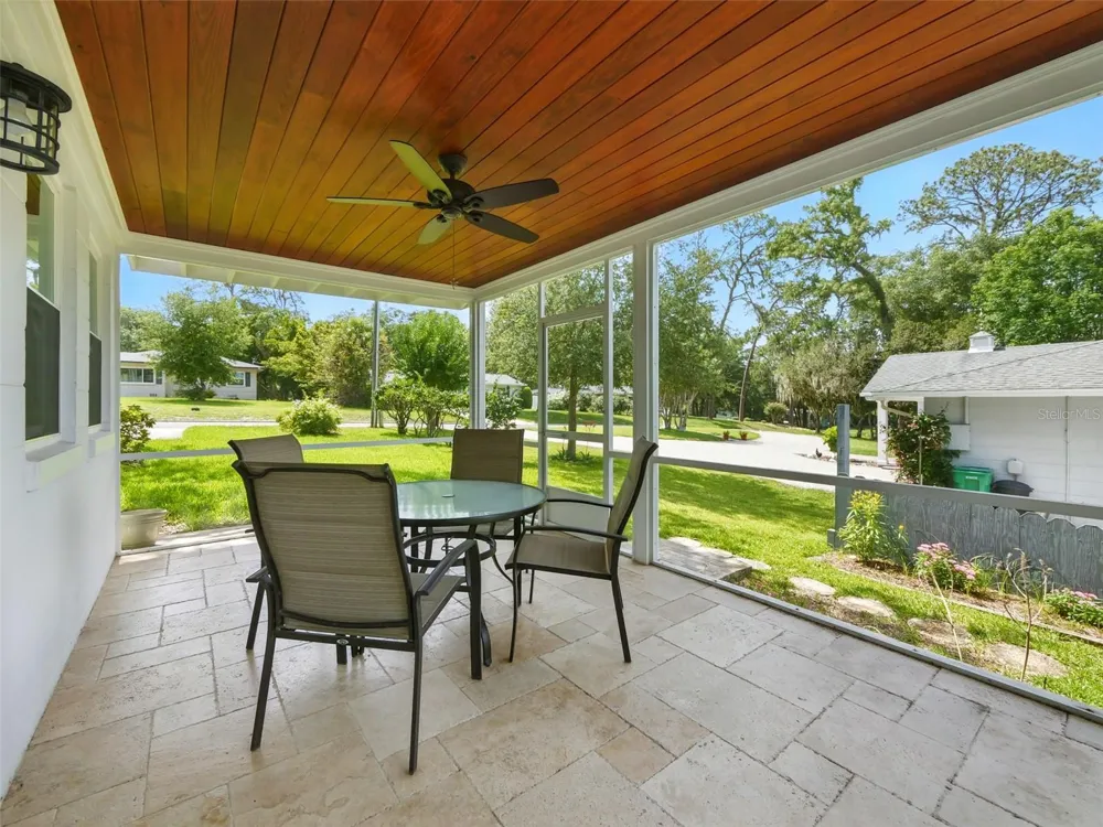 1426 CRESTVIEW DRIVE Mount Dora, FL 32757
