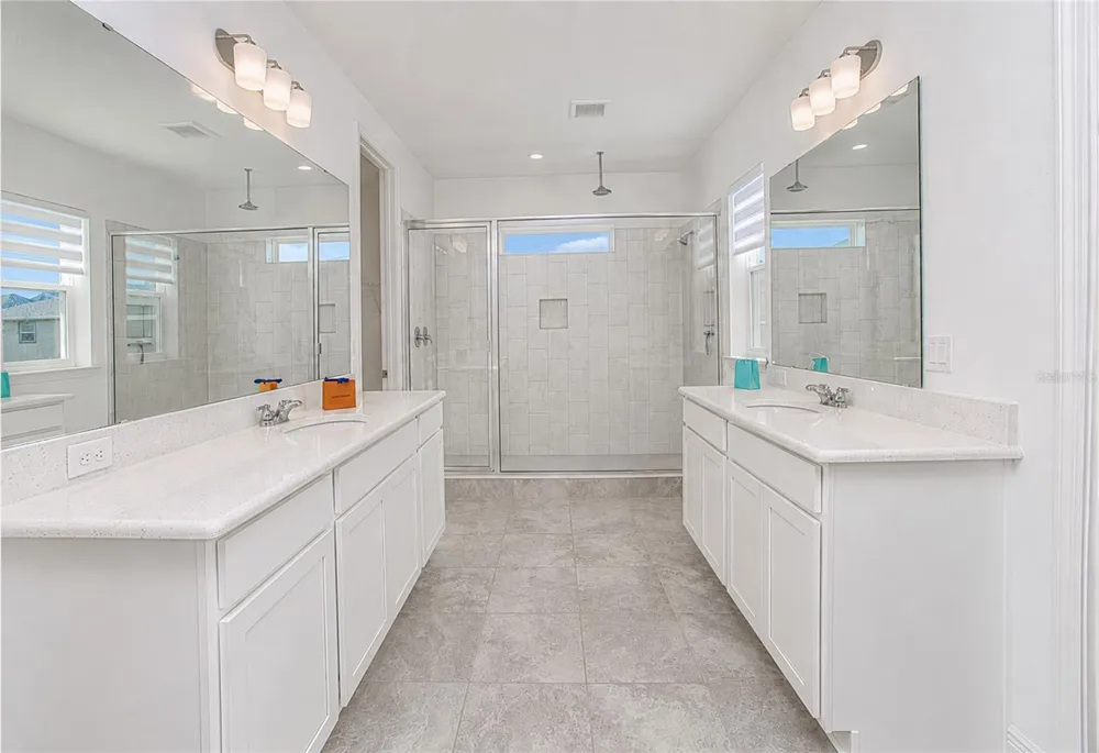 10133 PEEBLES STREET Orlando, FL 32827